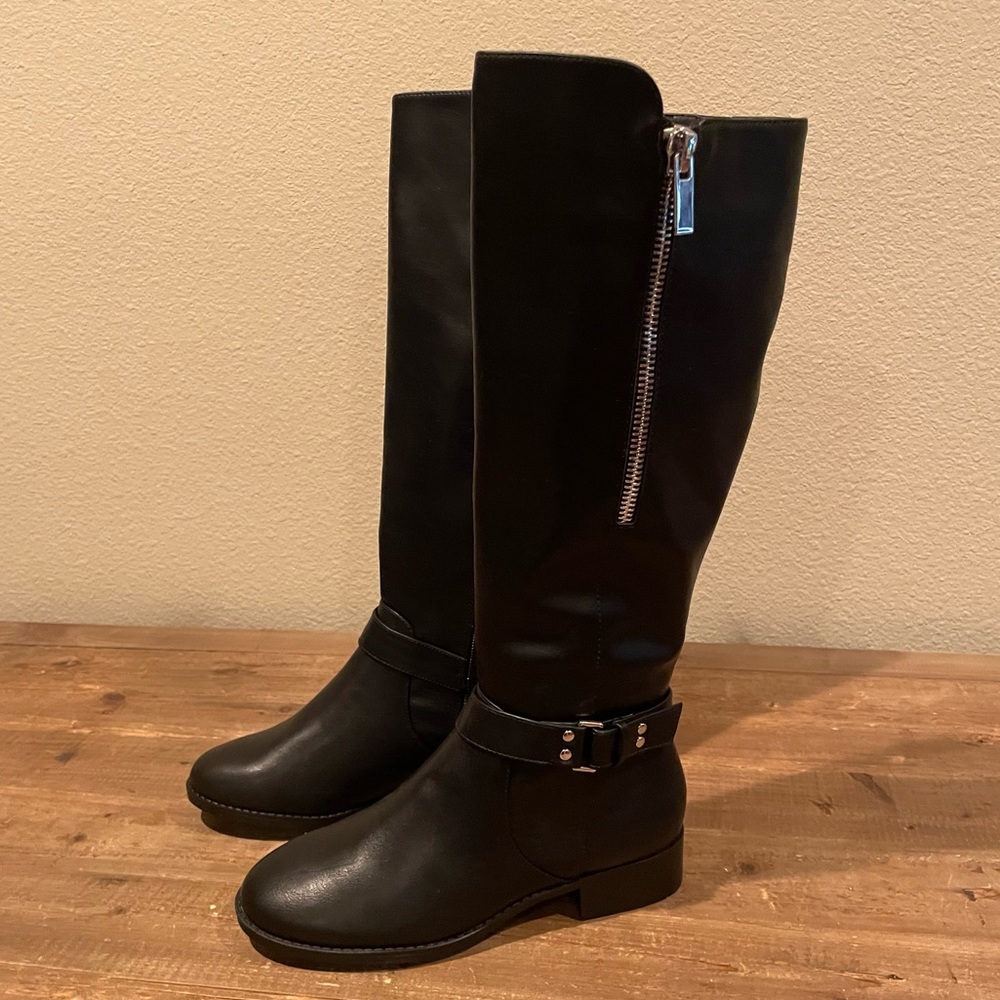 Material Girl MWinnie Black Boot - Size 6